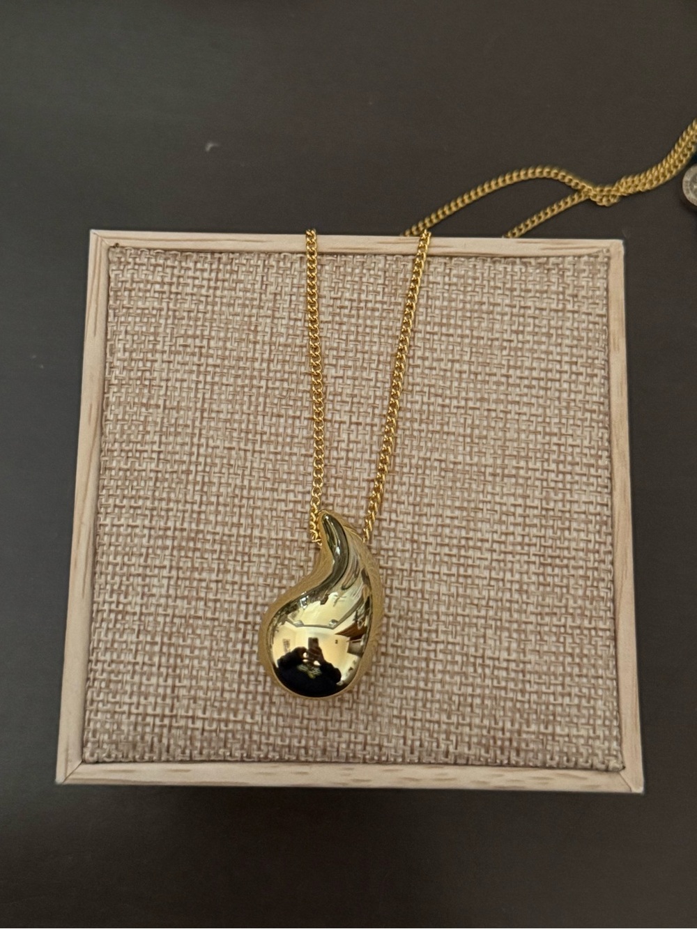Apricot Lane Gold Teardrop Pendant Necklace - Women Jewelry